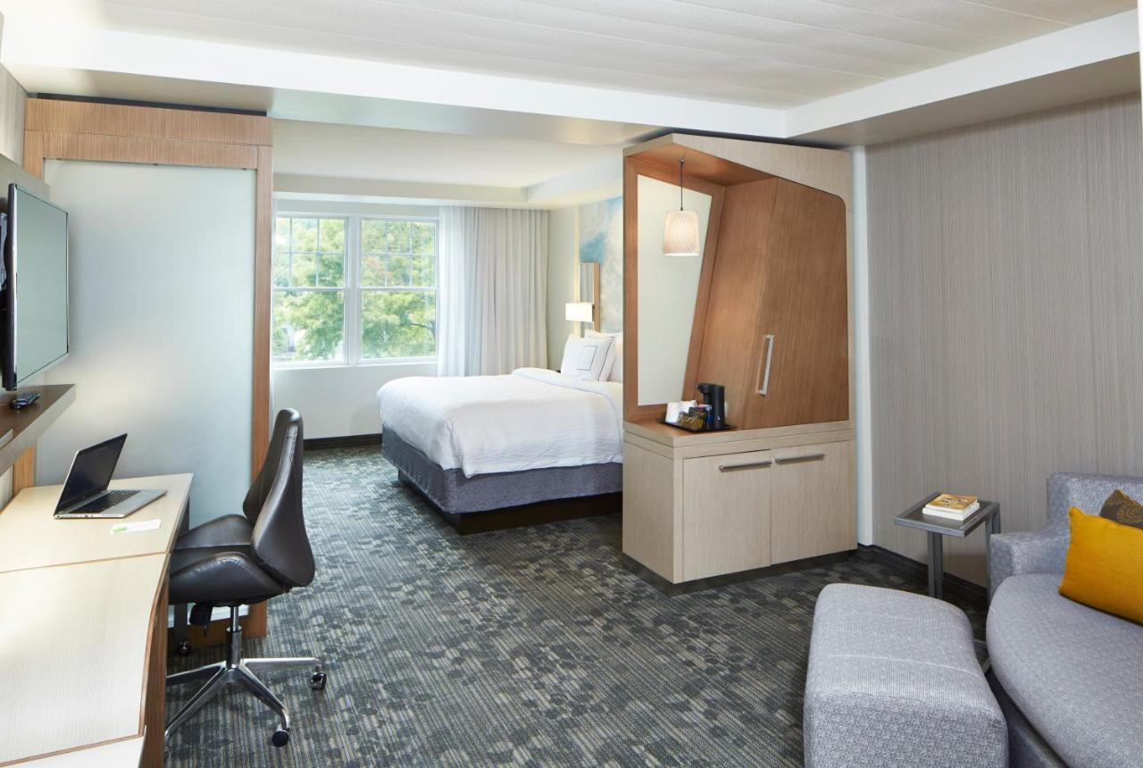 Courtyard By Marriott Lake George Ngoại thất bức ảnh