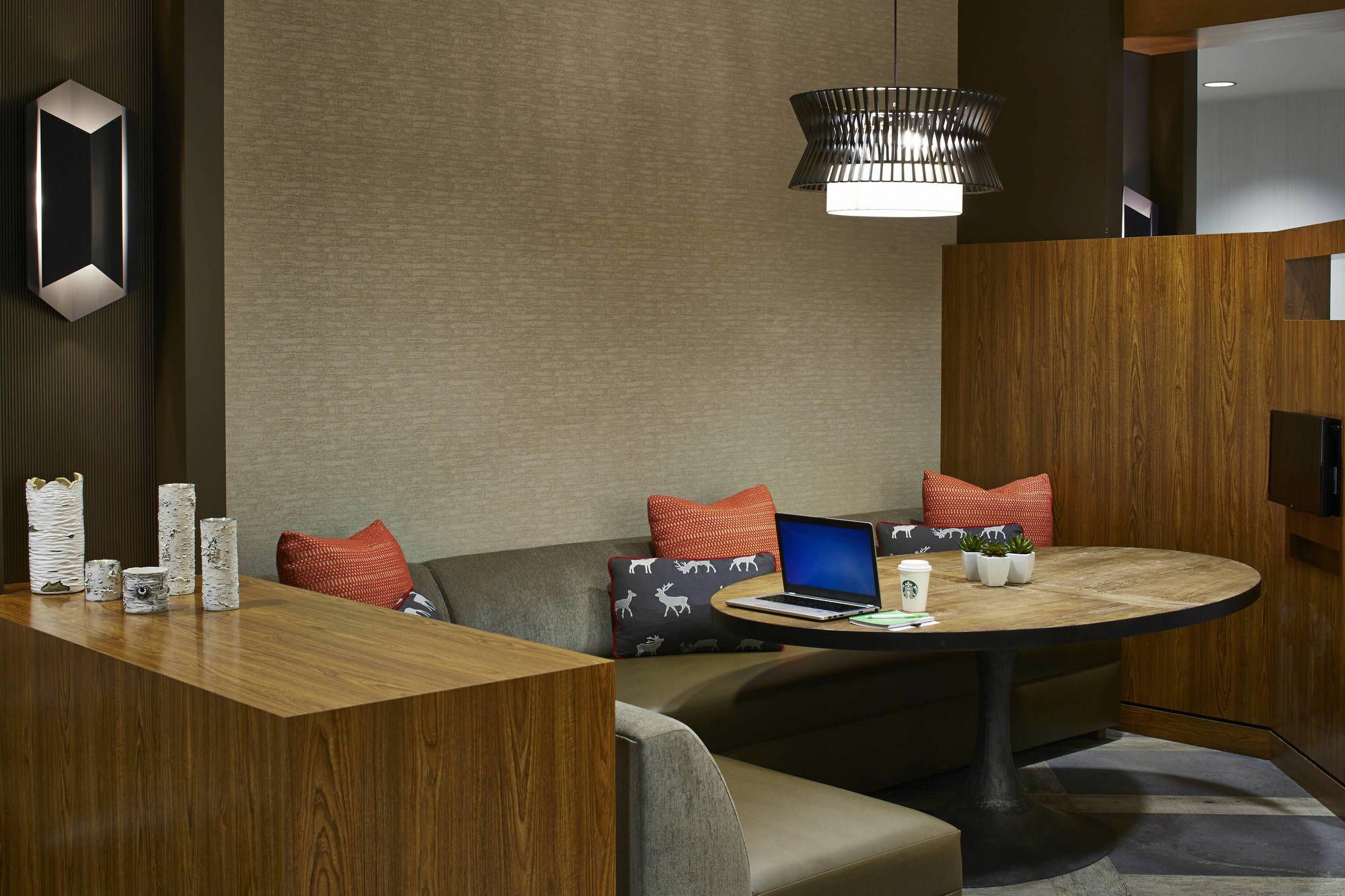Courtyard By Marriott Lake George Ngoại thất bức ảnh
